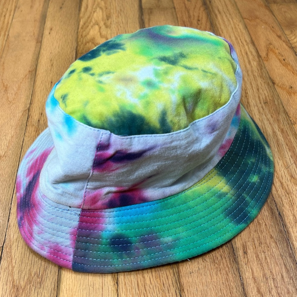Tie Dye Reversible Bucket Hat